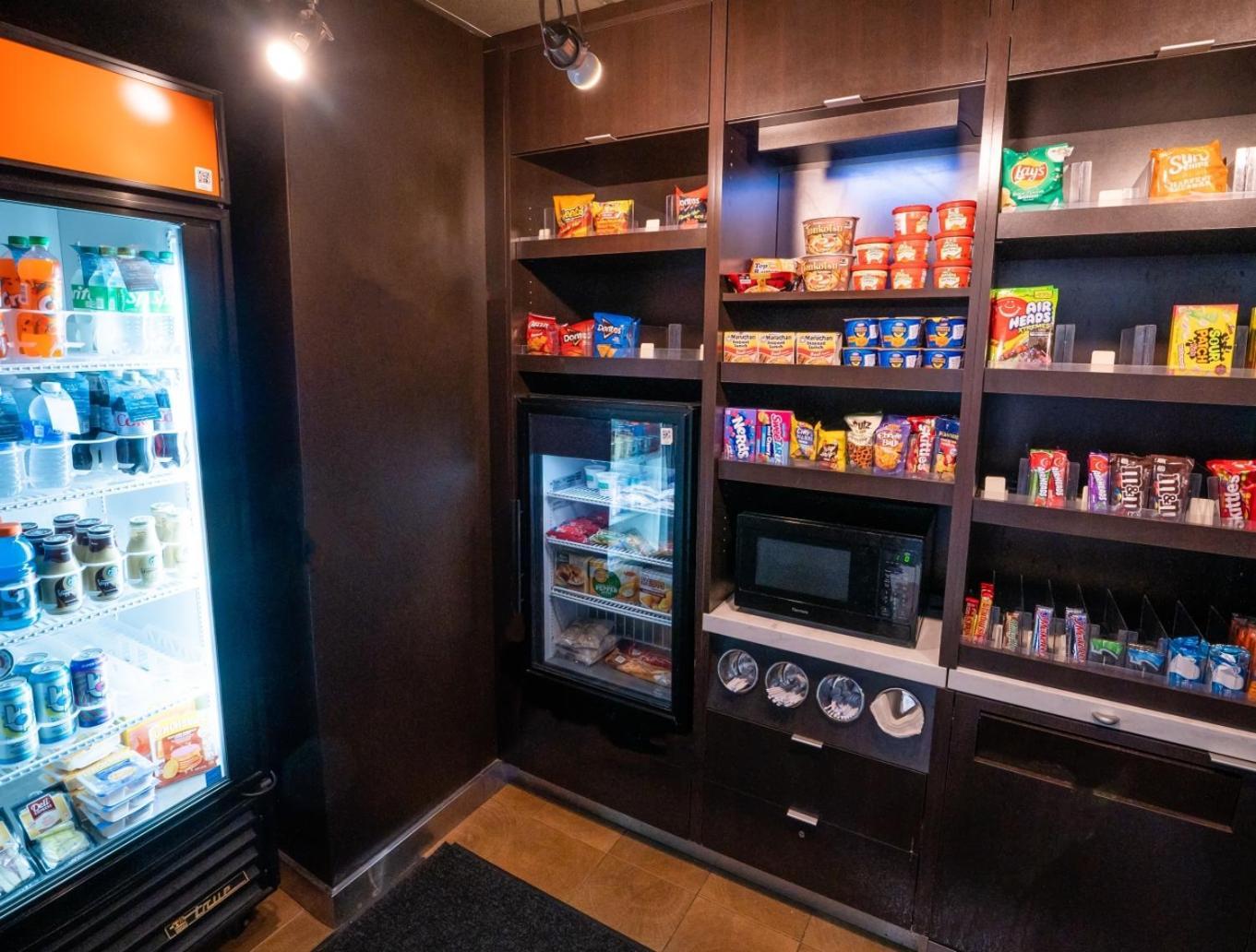 Iowa Inn Bettendorf Quad Cities Екстериор снимка